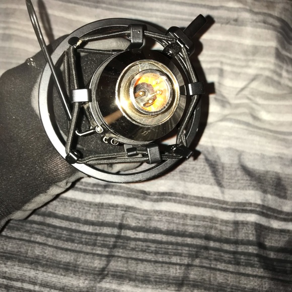 Broadcasting condenser microphone - Picture 2 of 2